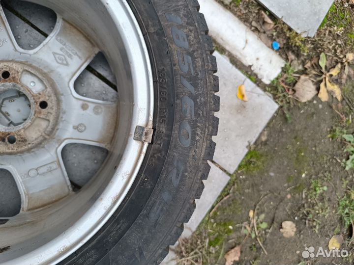 Колеса на renault logan r15 с зимней резиной