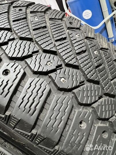 Continental ContiIceContact 4x4 235/55 R19 105T