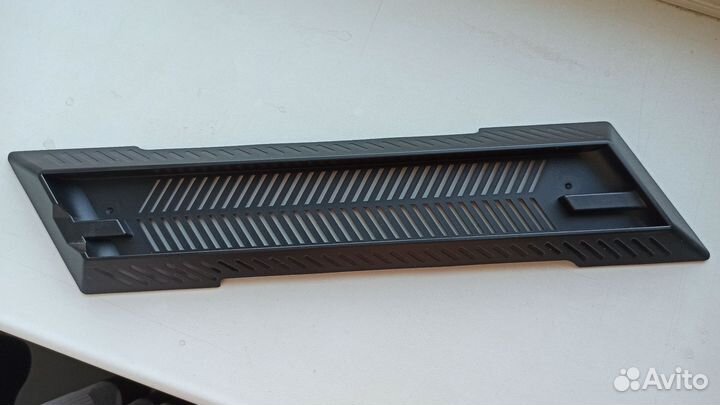 Вертикальная подставка для PlayStation 4