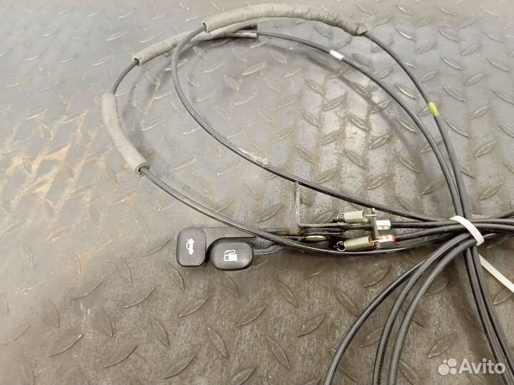 Трос лючка бензобака для Hyundai Solaris 2