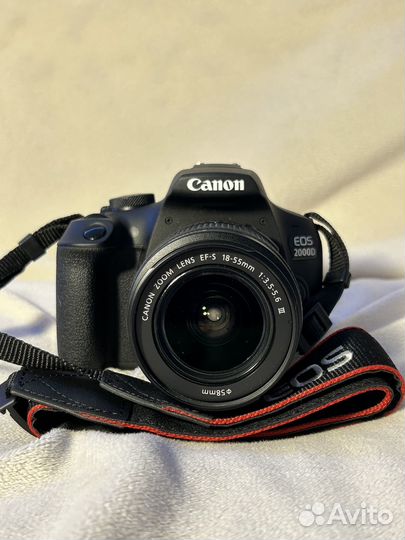 Зеркальный фотоаппарат canon eos 2000d
