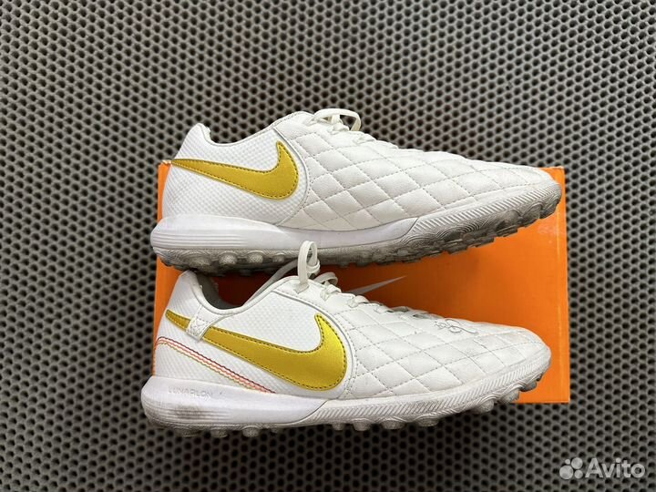 Шиповки Nlke tiempo R10