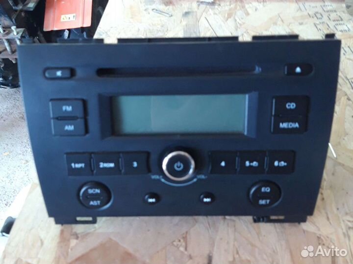 Продам штатную магнитолу на ховер