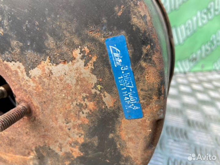 Вакуумник Mercedes S W126 М116 3.8 1990