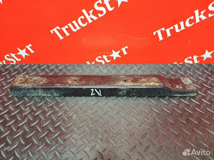 Кронштейн теплового экрана глушителя