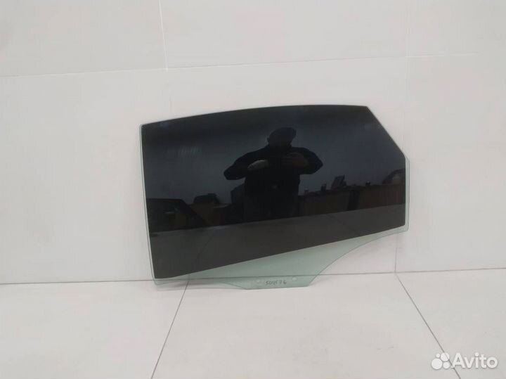 Стекло двери задней левой Audi A6 C7 2011