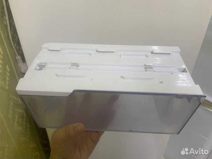 Полки двери для Beko бу целое