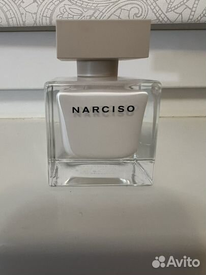 Narciso Rodriguez ambree, белый кубик