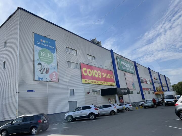 Выставка 560 м²