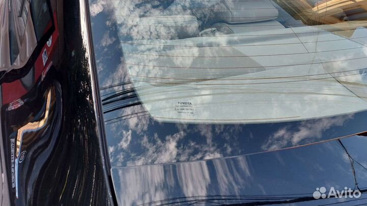 Заднее стекло Camry V50