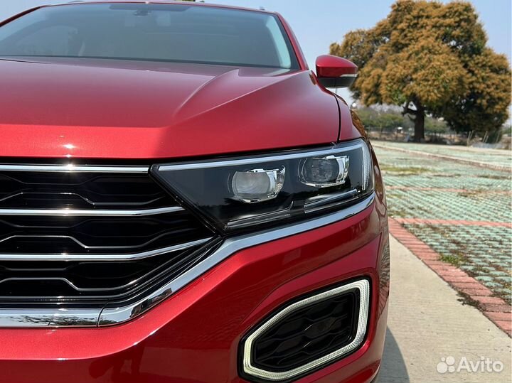 Volkswagen T-Roc 1.5 AMT, 2022, 48 000 км