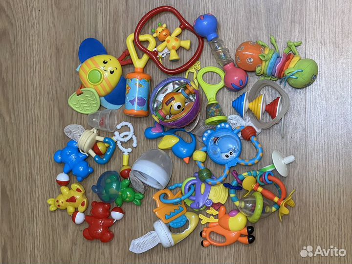 Игрушки погремушки пакетом