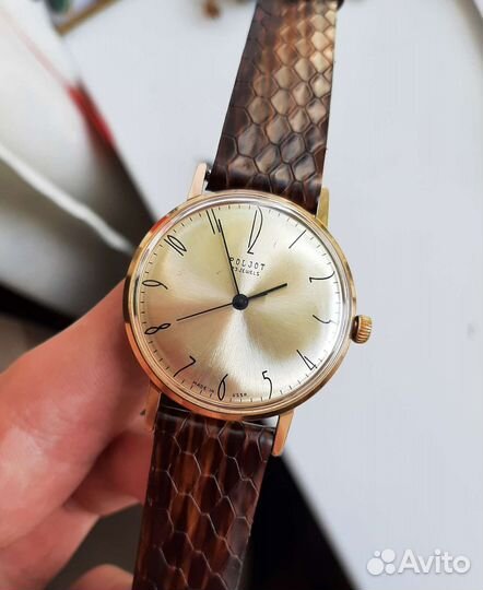 Часы СССР Полет 23 камня позолота