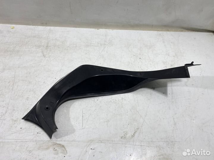 Водосток двери багажника BMW 6 F06