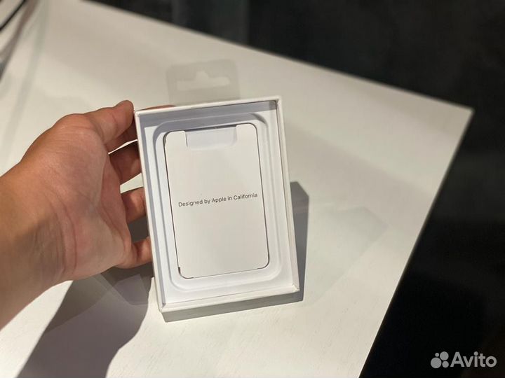 Внешний аккумулятор MagSafe