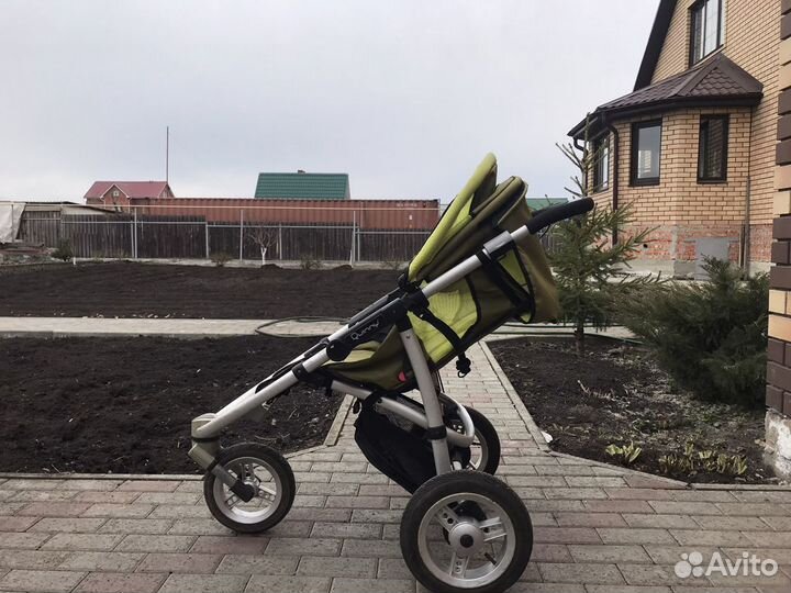 Коляска quinny
