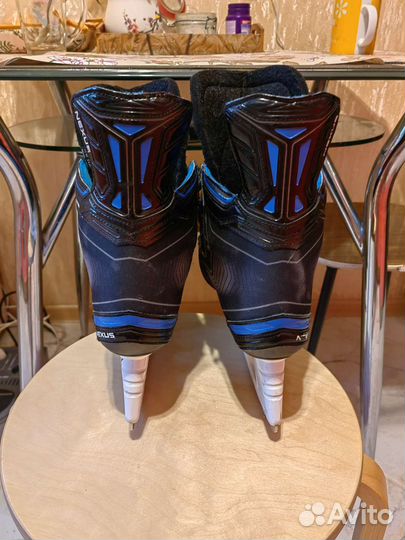 Хоккейные коньки bauer nexus