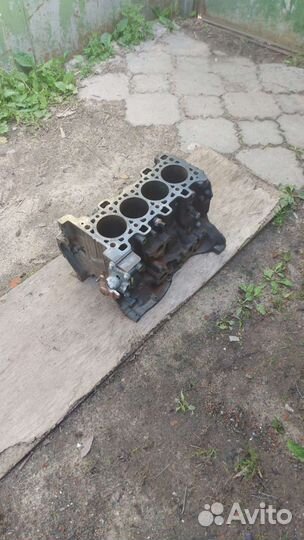 Блок двигателя R9MD452