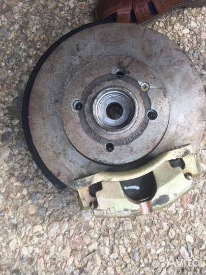 Тормозные диски, суппорта в комплекте Chery