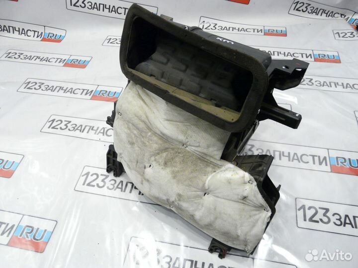 Корпус моторчика печки Kia Sorento XM D4HB 2011