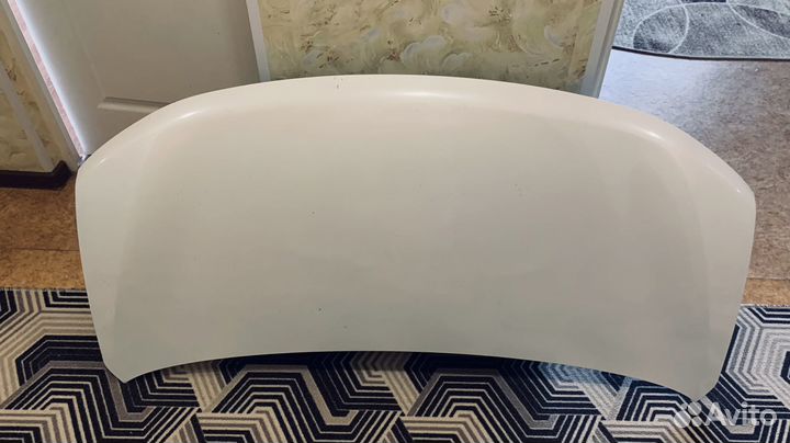 Продам капот на Nissan Serena 2014г. Цвет QAB