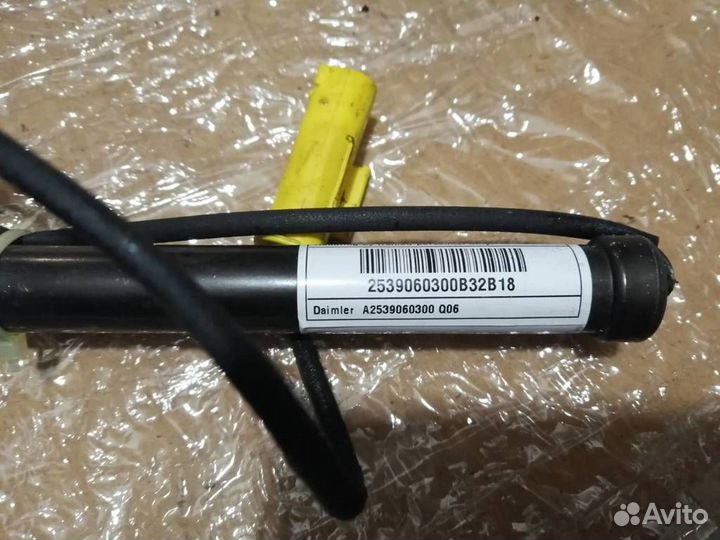 Пиропатрон капота Mercedes-Benz GLC-Класс X253/C2