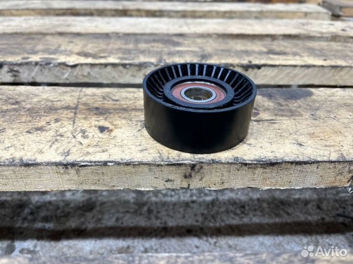 Ролик обводной навесного оборудования Bmw 7 E38