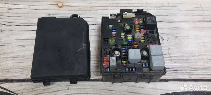 Блок предохранителей Опель Мокка 1.8 АКПП