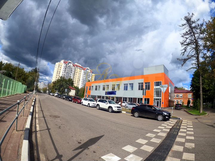 Продам здание, 1495 м²