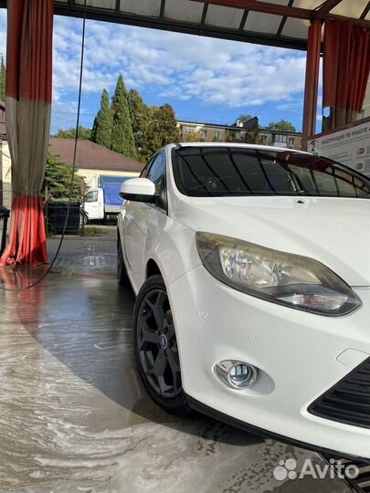 Ford Focus 1.6 МТ, 2012, 190 000 км