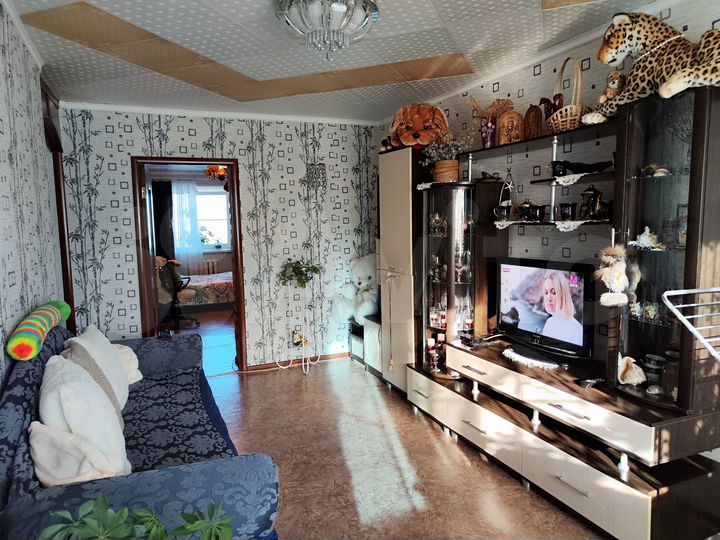 3-к. квартира, 60 м², 5/5 эт.