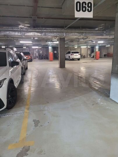 Машиноместо, 12 м²