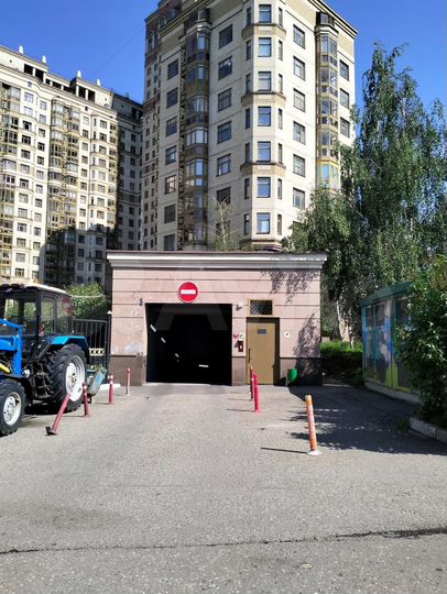 Машиноместо, 15 м²