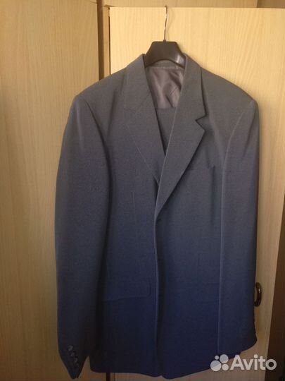 Костюм тройка 50 р.,рост 188