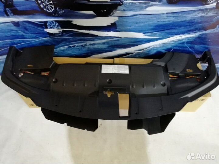 Накладка замка капота Lexus Lx 450D