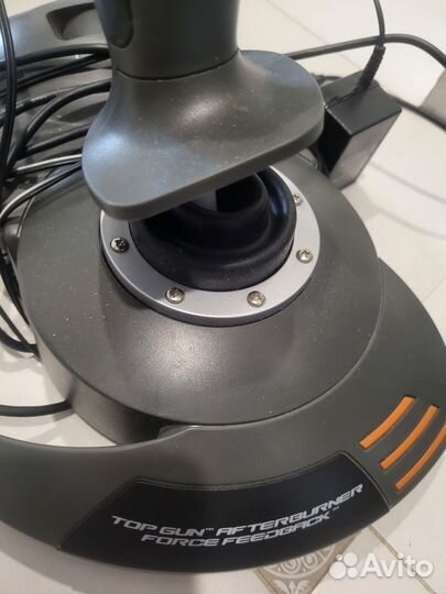 Игровой руль thrustmaster, джойстик и педали
