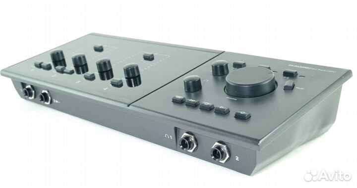 Аудио интерфейс M-Audio Fast Track C600 USB