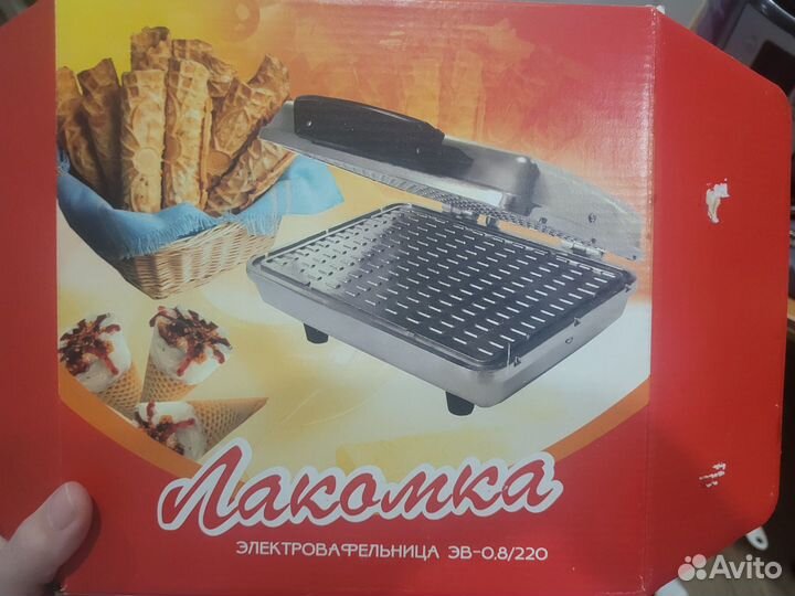 Вафельница Лакомка
