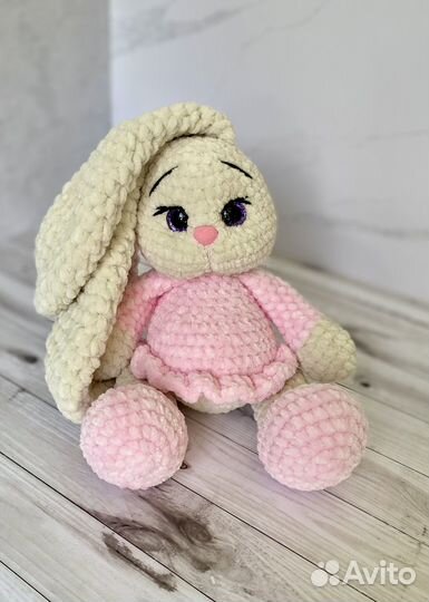 Вязаная игрушка ручной работы