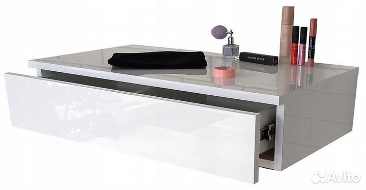 Консольный туалетный столик