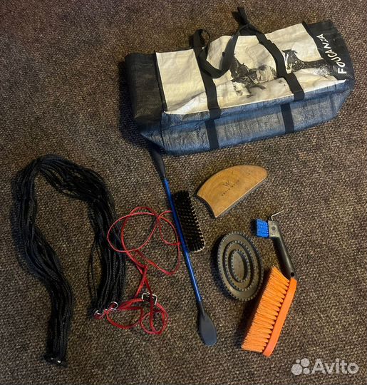 Амуниция для лошади