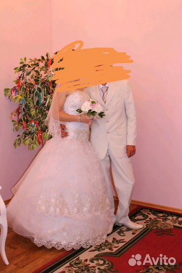 Свадебное платье