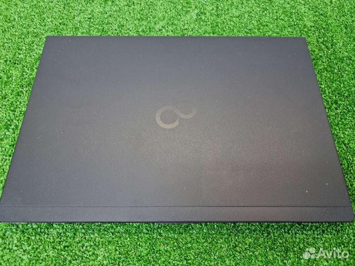 Ультрабук Fujitsu 13.3 FullHD Core i5/12gb/512ssd