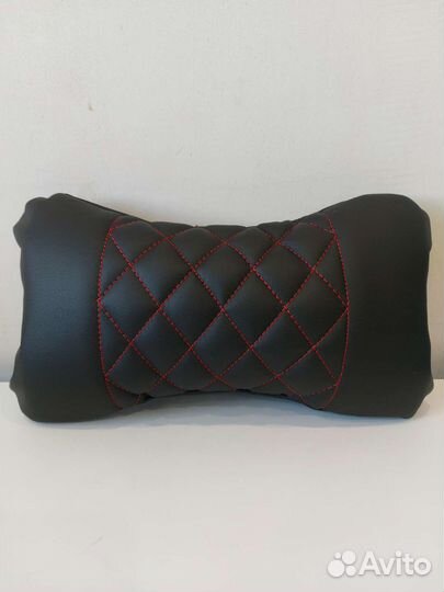 Автомобильная подушка на подголовник