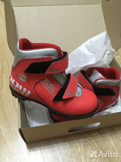 Лыжные ботинки