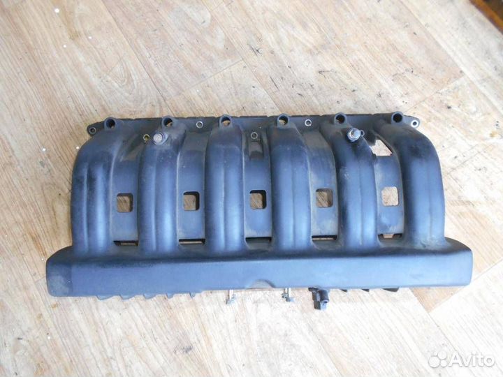 Коллектор впускной BMW 5-серия E34 1988-1995