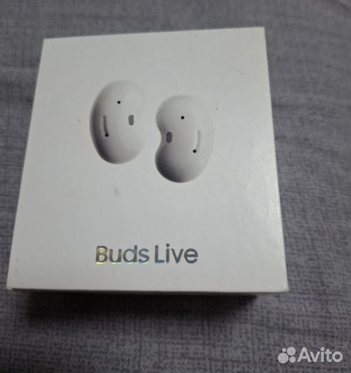 Беспроводные наушники Samsung Buds live