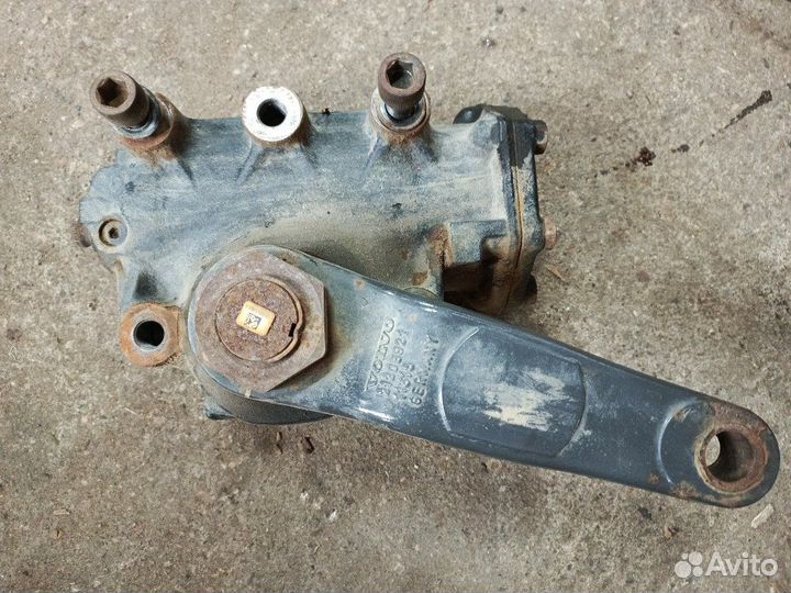 Редуктор рулевой Volvo Fh13 2011