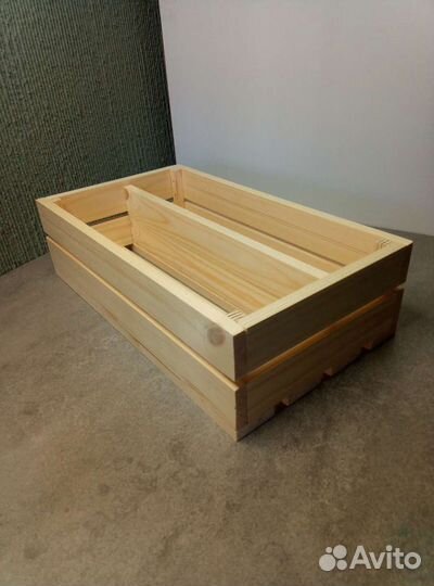 Деревянный ящик для подарков