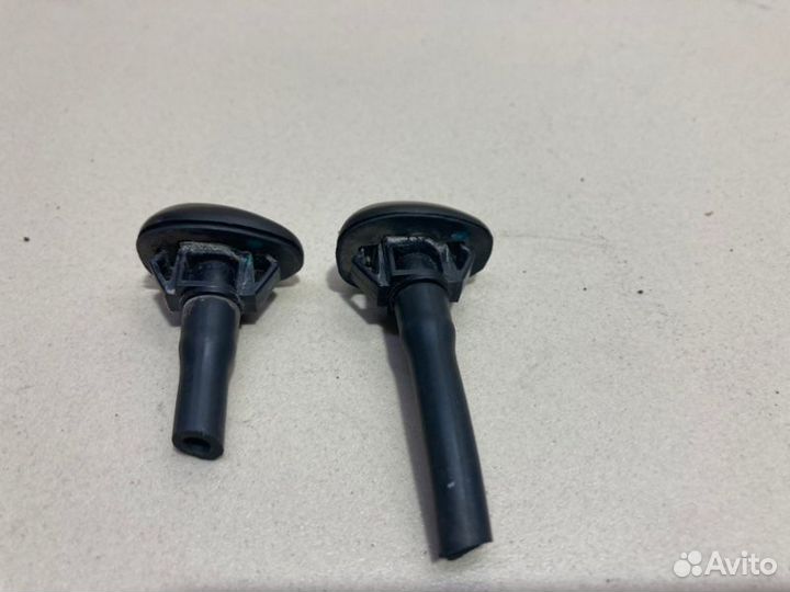 Форсунки омывателя Nissan Almera Classic B10